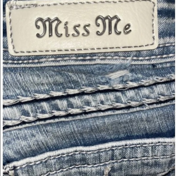 Miss Me Jeans Shorts Size 26 Lace Pocket
Underlay!! So Awesome ® Brand Nwt - Picture 10 of 10